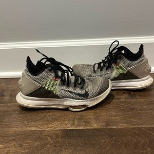 Lebron James Nike Sneakers